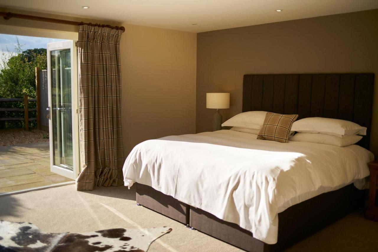 Hotel The Three Chimneys Country Pub Biddenden Exteriér fotografie